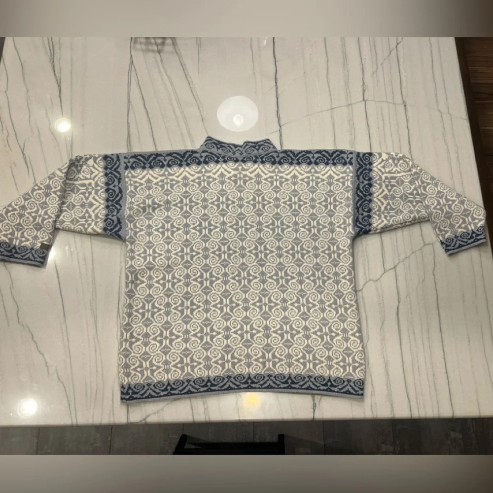 Dale of Norway Gray and Black Patterned Sweater - Picture 9 of 10